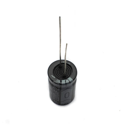 2200µF 16V Electrolytic Capacitor